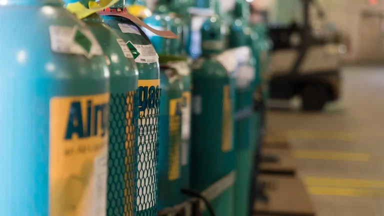 Airgas cylinder